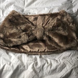 Fur shawl